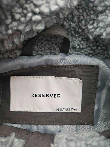 Hrubšia vesta, reserved,146