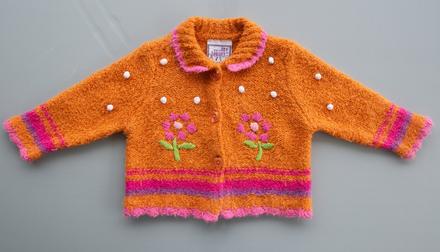 Svetrik na 24m+darček, 92