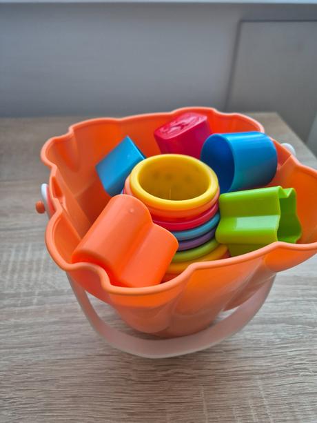 Veža skladacia a vkladačka s vedierkom 2v1, 