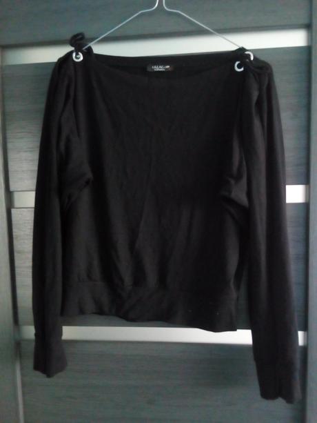 Triko s vykrojenymi rukavmi, m