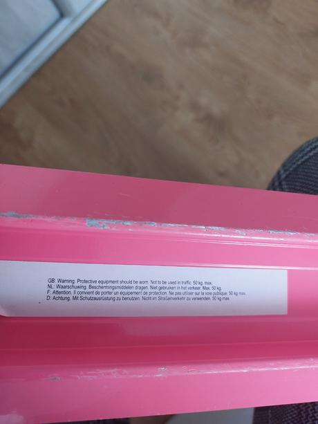 Skladacia kolobežka alert, 