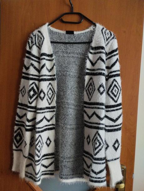 Dievčenský kardigán, 176