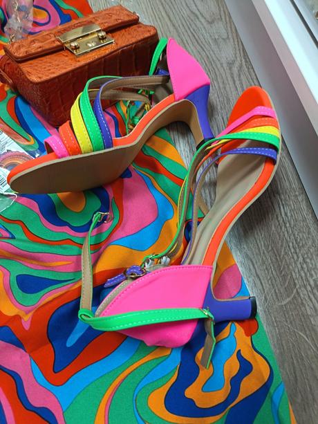 Pestrofarebné šaty, xl