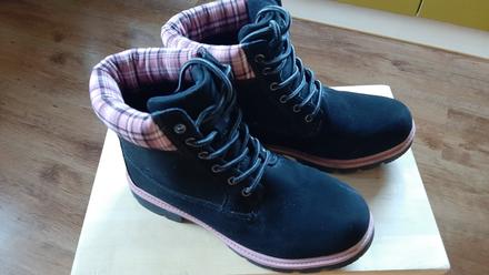 Čierne workery s karovanou aplikáciou, deichmann,37