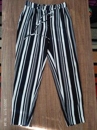 Padave  nohavice, zara,xs