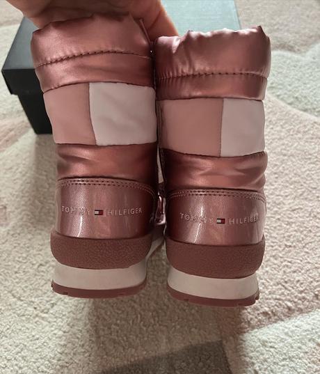 Snehule tommy hilfiger, tommy hilfiger,26