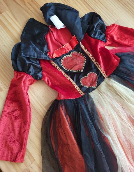 Karnevalové šaty na 3-5 rokov, 