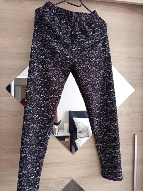 Raz oblečené termo leginy, l