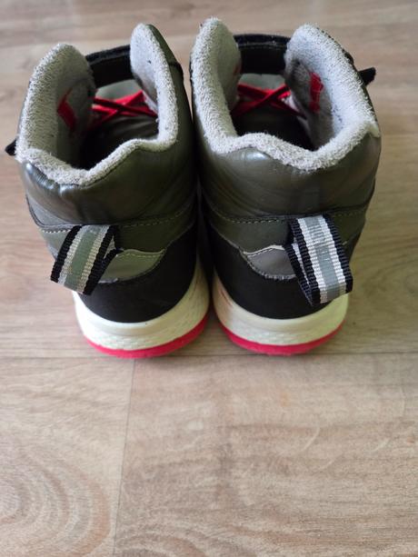 Topánky, baťa,35