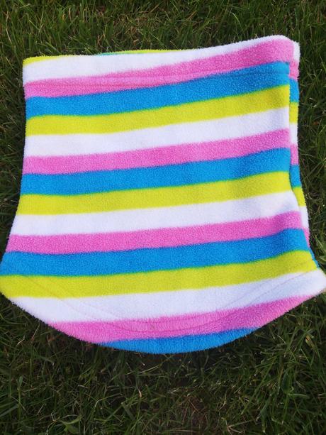 Nakrčník, authority