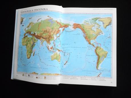 Kniha príručný atlas sveta,