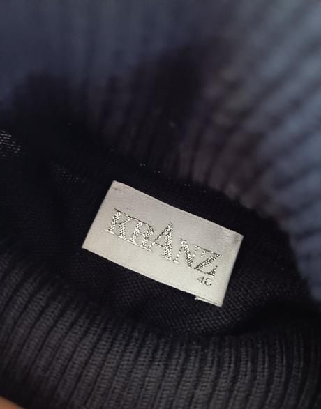 Čierny rolák s aplikáciami kranz, xl