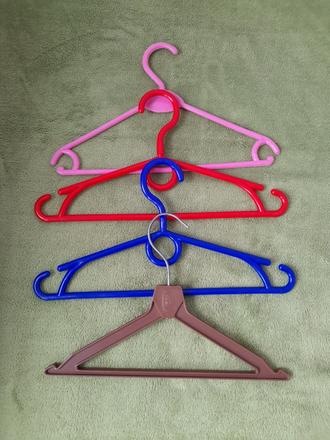 Vešiak detske ramienko 4kusy,