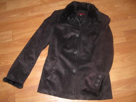 Elegantný kabát, 40