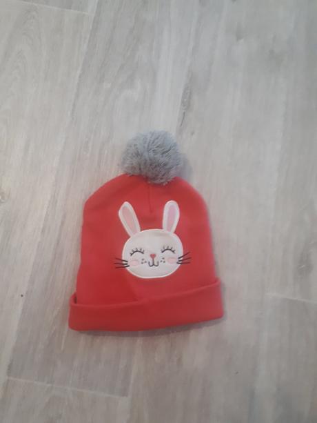 Ciapka červeno/ ruzova, 116