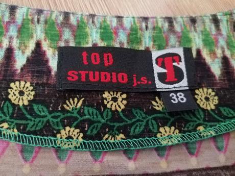 Farebné ľahké šaty, 38