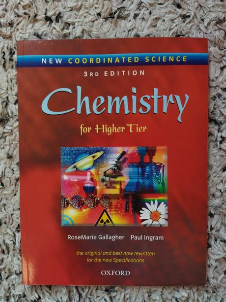 Oxford učebnica chémie po anglicky pre sš, 