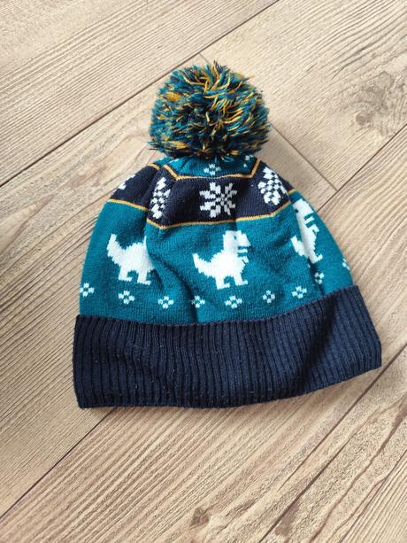 Zimná čiapka, broel,48