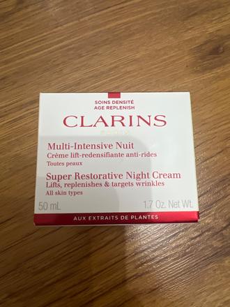 Clarins krém,