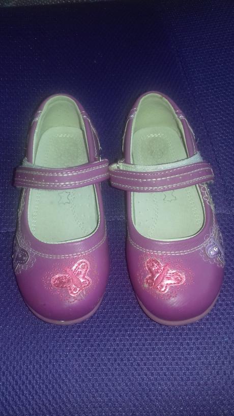 Topanky balerinky, 25