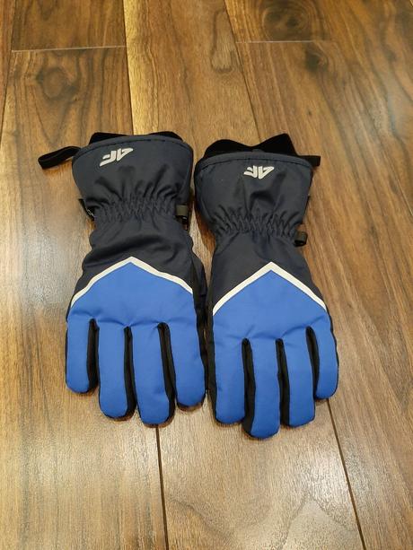 Lyžiarske rukavice 4f, 152