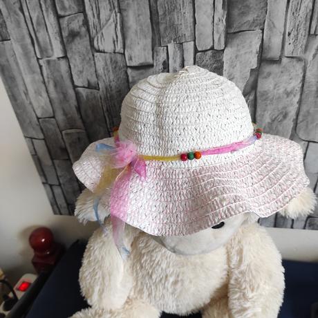 Klobúk a čelenky, 104