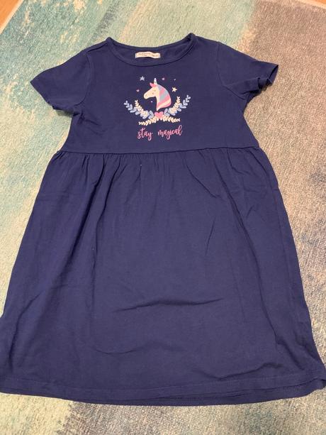 Dievcenske oblecenia 32kusov balik, 122–134