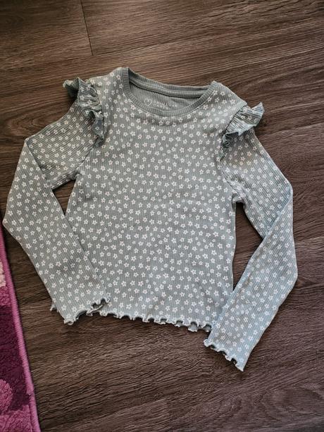 Pekny kvetinovy set, 122