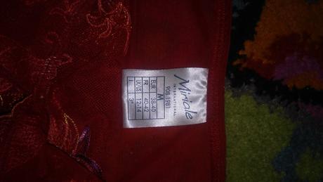 Cervena kosielka, miriale,m