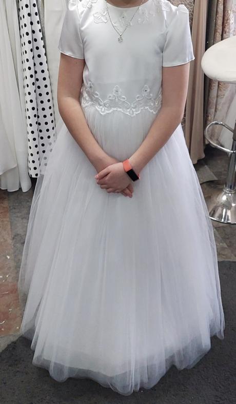 Šaty na prijímanie, 146