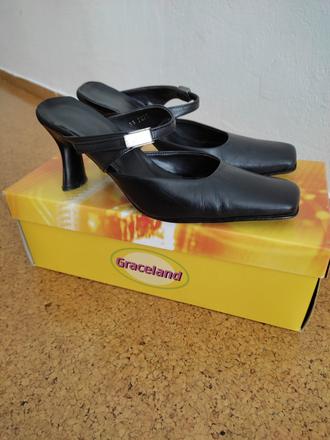 Polootvorené lodičky, 35