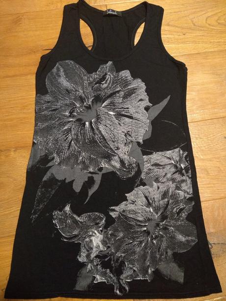 Juliyah - tielko / top / tričko bez rukávov, m