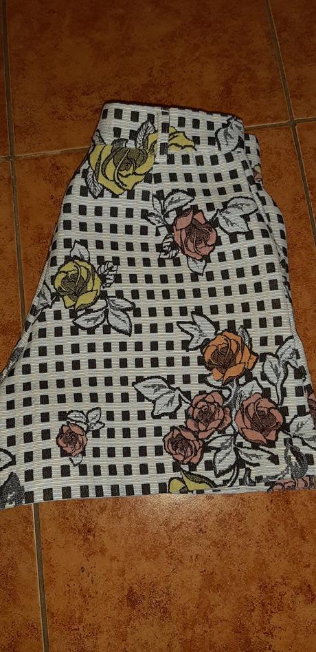 Kraťasy teplé, river island,38