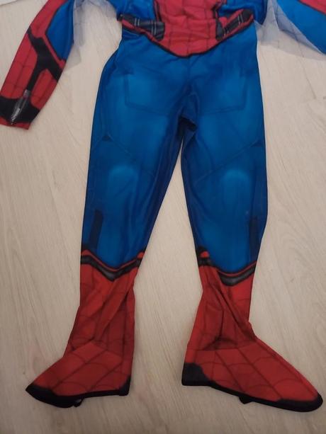 Kostým spiderman v. 146 + doplnky, 