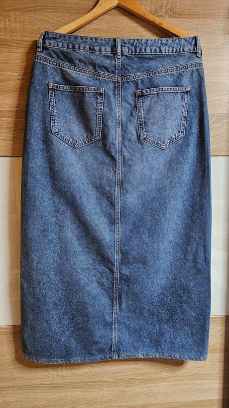 My essential wardrobe - denimová sukňa, 44