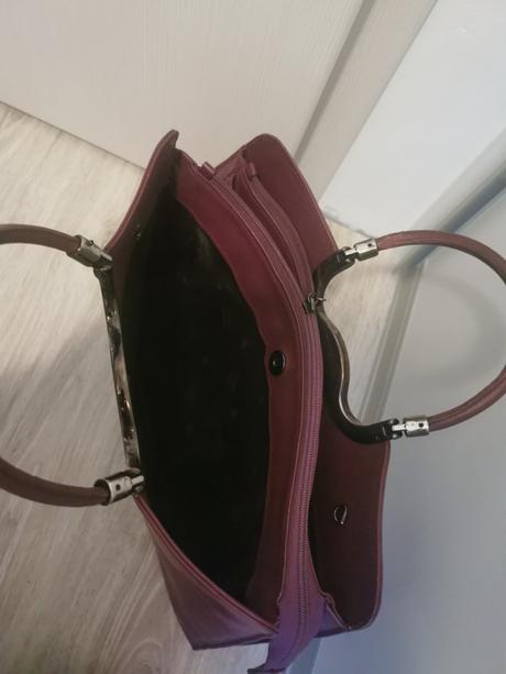 Štýlová kožená značková kabelka, valentino