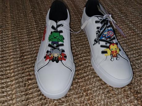 Tenisky, reserved,40