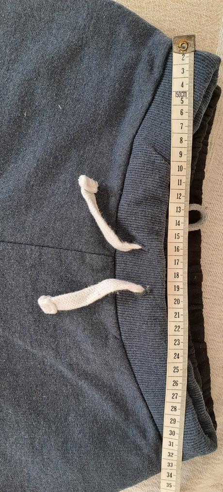 Tepláky 3x, kik,146