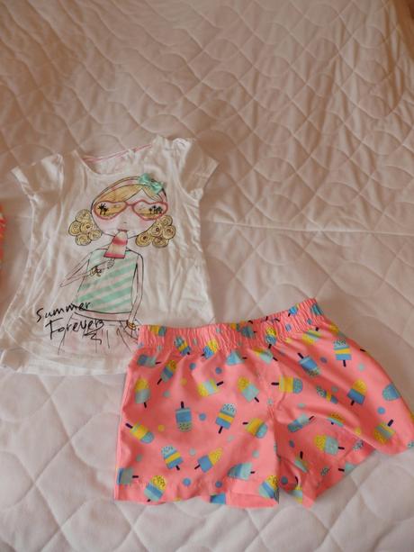 Nanukové kraťasy pepco 4/5 rokov+tričko a legíny, pepco,122
