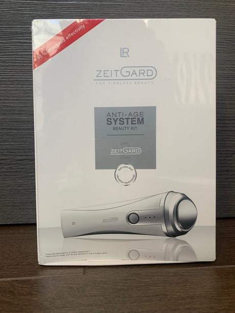 Prístroj na ošetrenie vrások - "žehlička", 