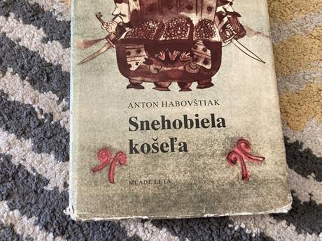 Snehobiela košeľa-prvé vyd.1981,