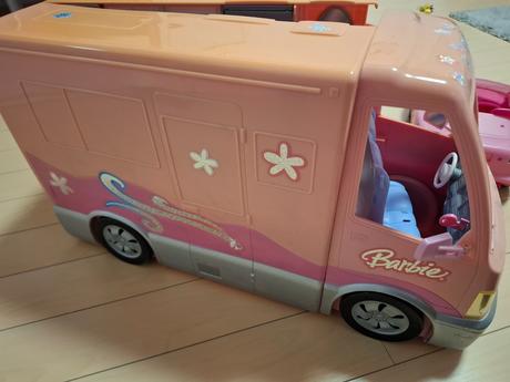 Barbie karavan,