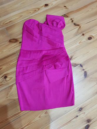 Šaty velkost m top stav, m