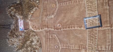 Hnedý kabát / bunda, 104