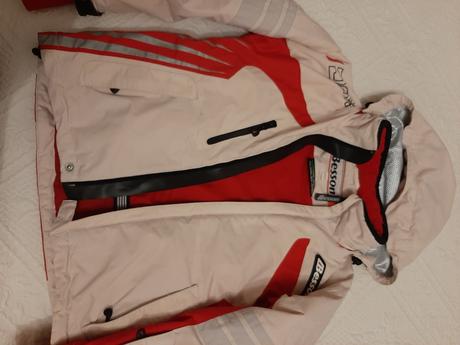 Bunda lyžiarkska, 140