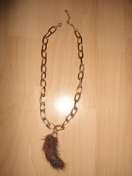 Zlaty nahrdelik s chvostikom, 