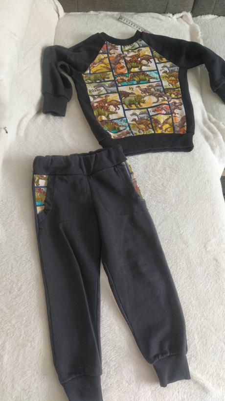 Suprava dinosaury, 98