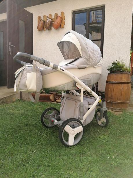 Dvojkombinacia camarelo pireus, camarelo,camarelo pireus