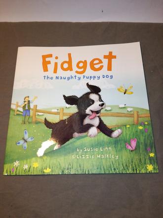 Fidget the naughty puppy dog nau22, 