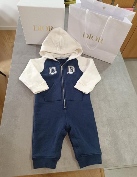 Overal jemne zateplený zn.dior, dkny,68